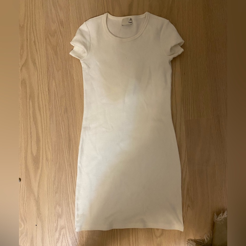 Aritzia Wilfred free bodycon ribbed white dress